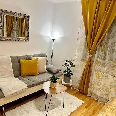 Greennest Retreat & Parking Konukevi Salzburg