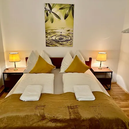 Greennest Retreat & Parking بيت ضيافة