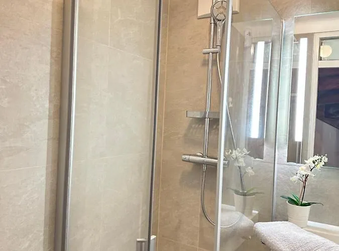بيت ضيافة Greennest Retreat & Parking