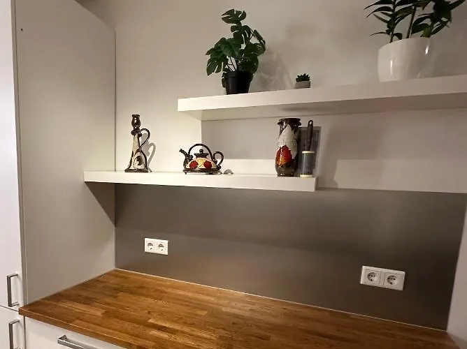 Greennest Retreat & Parking 3*