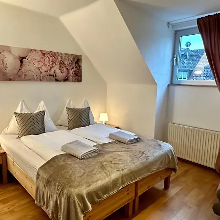 Greennest Retreat & Parking