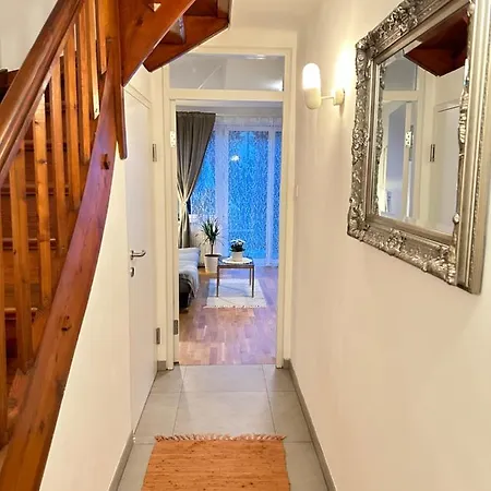 Greennest Retreat & Parking 3*